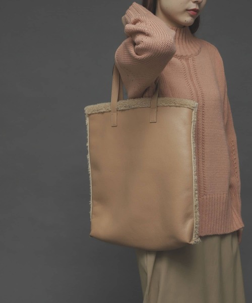 SENSE OF PLACE by URBAN RESEARCH(センスオブプレイスバイアーバンリサーチ)の「リバーシブルムートントートバッグ(トートバッグ・レディース・ブラック/ブラウン/モカ・ONE)」の15枚目の写真