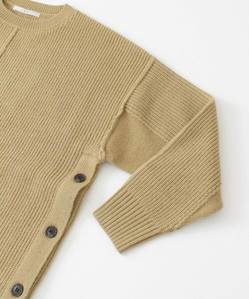 KBF（ケイビーエフ）の「アウトリンキングサイドボタンニット（ニット/セーター・レディース・ベージュ/ネイビー/アイボリー・ONE）」の9枚目の写真