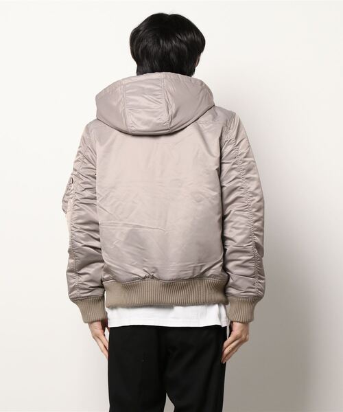 Alpha Industries(アルファインダストリーズ)の「【ALPHA INDUSTRIES/アルファインダストリーズ】フードリブジャケット TA1571 保温性の高い『Thermolite』使用(ブルゾン・メンズ・ブラック/グレー・X-LARGE/LARGE/MEDIUM)」の5枚目の写真