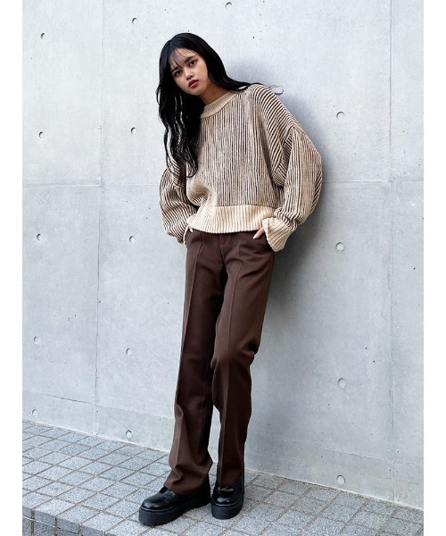 ENVYM(アンビー)の「センタープレスストレートPT(その他パンツ・レディース・ブラック/ブラウン/アイボリー・SMALL/MEDIUM)」の16枚目の写真