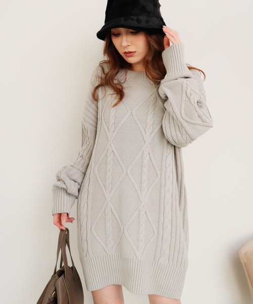 LIPSERVICE（リップサービス）の「BIGケーブルルーズニットワンピース(WEB限定)（ワンピース・レディース・ブラック/グレー/ブルー/ラベンダー/アイボリー・FREE）」の3枚目の写真