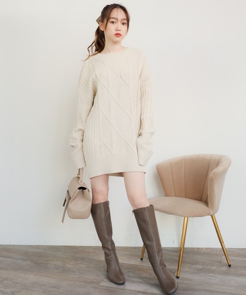 LIPSERVICE（リップサービス）の「BIGケーブルルーズニットワンピース(WEB限定)（ワンピース・レディース・ブラック/グレー/ブルー/ラベンダー/アイボリー・FREE）」の15枚目の写真