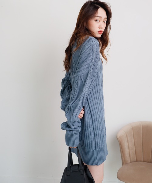 LIPSERVICE（リップサービス）の「BIGケーブルルーズニットワンピース(WEB限定)（ワンピース・レディース・ブラック/グレー/ブルー/ラベンダー/アイボリー・FREE）」の17枚目の写真