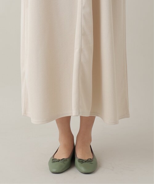 frames RAY CASSIN（フレームスレイカズン）の「ボリュームスリーブ切替ワンピース（ワンピース・レディース・ブラック/キナリ/ベージュ系・FREE）」の16枚目の写真