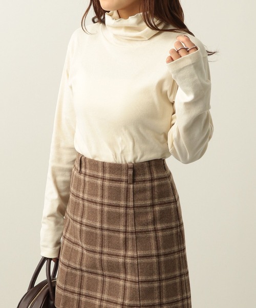 Heather（ヘザー）の「ネッククシュクシュカットソー　261722（Tシャツ/カットソー・レディース・ホワイト系その他/ブラック系その他/ホワイト・FREE）」の2枚目の写真