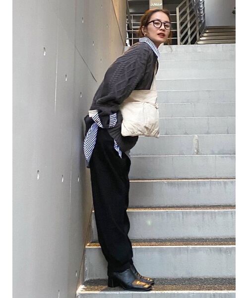 Ungrid（アングリッド）の「2wayケーブルニットカーデ（カーディガン/ボレロ・レディース・チャコールグレー/アイボリー・FREE）」の8枚目の写真