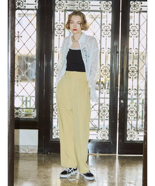 jouetie（ジュエティ）の「幾何学オーバーレースシャツ【シースルー】（シャツ/ブラウス・レディース・オフホワイト/ブラック/イエロー/グリーン・MEDIUM）」の6枚目の写真