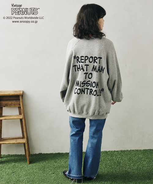 Vintage PEANUTS（ビンテージピーナッツ）の「【PEANUTS×SPORTS WEAR】別注 オーバーサイズ プリントスウェット（スウェット・メンズ・ブラック/グレー/ナチュラル/ネイビー/パープル・MEDIUM/LARGE/X-LARGE）」の10枚目の写真