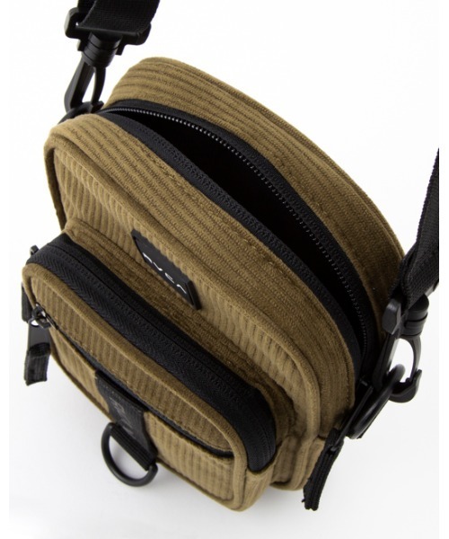 RVCA（ルーカ）の「RVCA メンズ  UTILITY POUCH バッグ【2022年春夏モデル】/ルーカポーチショルダー（ショルダーバッグ・メンズ・カモフラージュ/ブラウン系その他・FREE）」の11枚目の写真