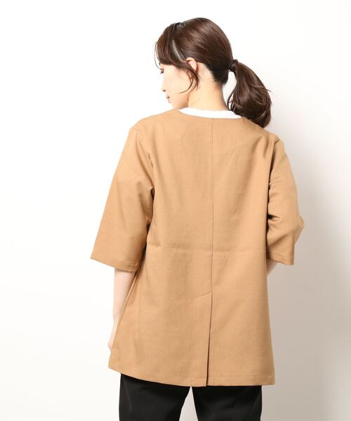 STYLEBLOCK(スタイルブロック)の「リネンタッチノーカラーハーフスリーブジャケット(ノーカラージャケット・レディース・ブラック/ベージュ/モカ・M)」の5枚目の写真