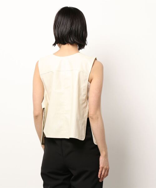 RETRO GIRL(レトロガール)の「ドット釦ベスト(ベスト・レディース・ブルー/オフホワイト/ブラック・FREE)」の6枚目の写真