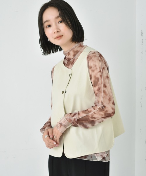 RETRO GIRL(レトロガール)の「ドット釦ベスト(ベスト・レディース・ブルー/オフホワイト/ブラック・FREE)」の16枚目の写真