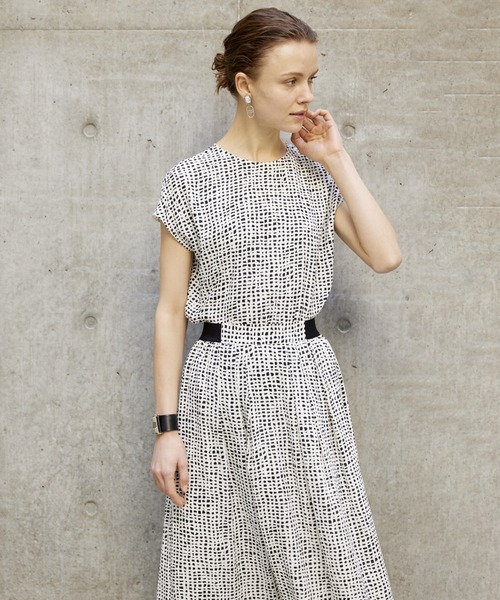INED - シルク　ブラウス　イネド シルクストレッチブラウス《la veille by SUPERIOR CLOSET