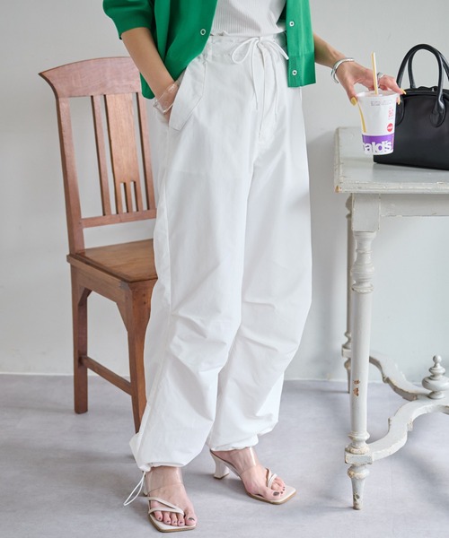 DISCOAT（ディスコート）の「スノーカモパンツ（その他パンツ・レディース・ホワイト/ブラック/オリーブ・FREE）」の2枚目の写真