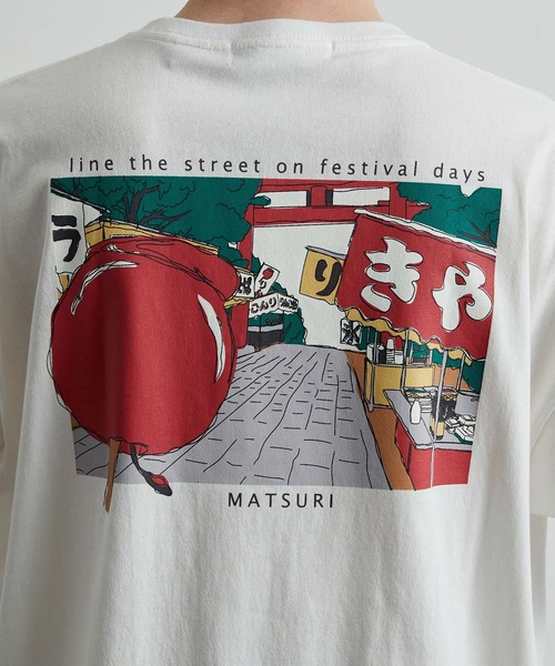 JUNRED（ジュンレッド）の「ノスタルジックグラフィックTシャツ（Tシャツ/カットソー・メンズ・ホワイト/チャコールグレー/カーキ・LL/M/L）」の21枚目の写真