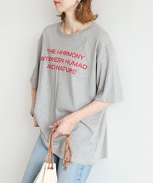 カジュアルロゴプリントTシャツ