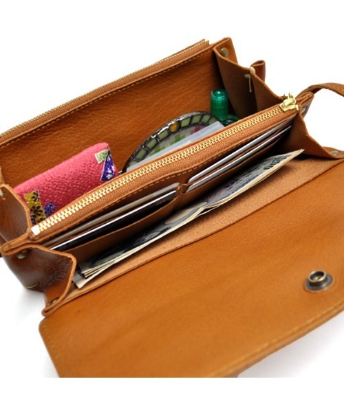 CLEDRAN（クレドラン）の「【本革 財布機能付き】CL3449 BAGU 2WAY WALLET SHOULDER（ショルダーバッグ・レディース・ブラック/キャメル/グリーン・FREE）」の9枚目の写真