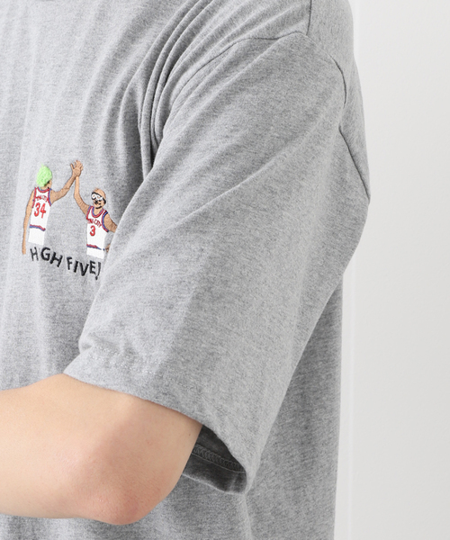 B.C STOCK(ベーセーストック)の「【3x3.EXE】 C/N-T-HIGH FIVE-(Tシャツ/カットソー・メンズ・ホワイト/グレー/ピンク/モスグリーン・SMALL/MEDIUM/LARGE/X-LARGE)」の21枚目の写真