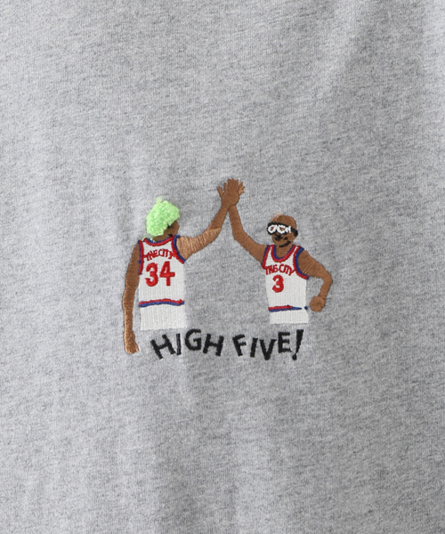 B.C STOCK(ベーセーストック)の「【3x3.EXE】 C/N-T-HIGH FIVE-(Tシャツ/カットソー・メンズ・ホワイト/グレー/ピンク/モスグリーン・SMALL/MEDIUM/LARGE/X-LARGE)」の9枚目の写真