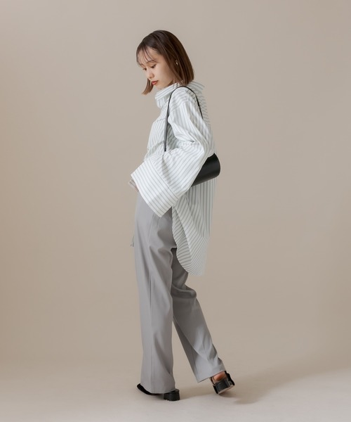 mline（エムライン）の「[mline] センタースリットパンツ（デニムパンツ・レディース・グレー/オリーブ/グリーン・2/1）」の6枚目の写真