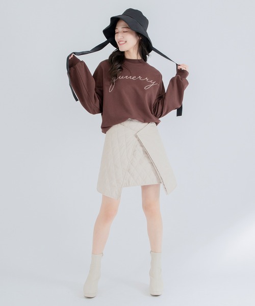 qumerry.（キュメリ）の「ロゴスウェットプルオーバー（スウェット・レディース・ホワイト/ネイビー/ブラウン・FREE）」の10枚目の写真