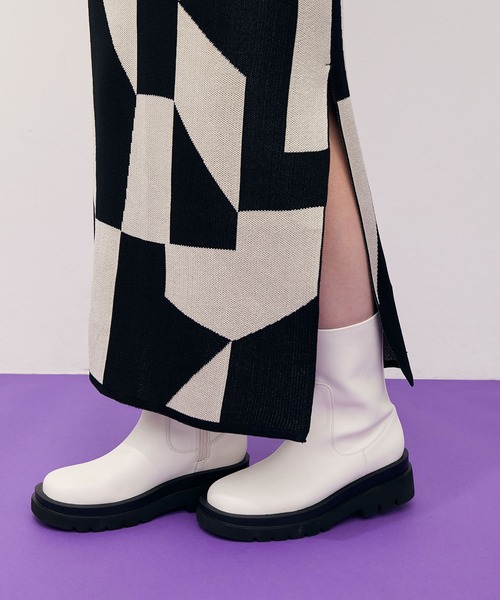 ADAM ET ROPE'（アダムエロペ）の「〈追加〉トラックソールストレッチブーツ（ブーツ・レディース・ブラック/ホワイト・38/37/39/36）」の10枚目の写真