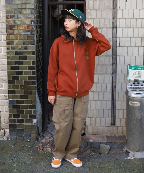 ZIP FIVE(ジップファイブ)の「【ZIP FIVE】【e.g.】オーバーサイズフリースハーフジッププルオーバー ワンポイント刺繍スウェット トラックジャケット(スウェット・レディース・ブラック/ネイビー/ブラウン/アイボリー/杢グレー・MEDIUM/LARGE/X-LARGE)」の12枚目の写真