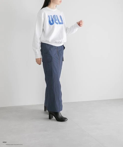 LOWRYS FARM（ローリーズファーム）の「ＣＯＬＬＥＧＥ スウェット　297985（スウェット・レディース・ブラック/ネイビー/オフホワイト・FREE）」の20枚目の写真