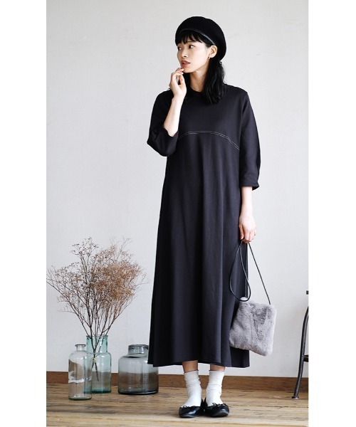 zootie(ズーティー)の「シミヘン加工 フレンチバスク Aラインフレアワンピース(ワンピース・レディース・ベージュ系その他/ブラック/チャコール/バーガンディー/チョコ/ダークグリーン/ブラック系その他/イエロー系その他/杢グレー/レッド系その他・フリー)」の13枚目の写真
