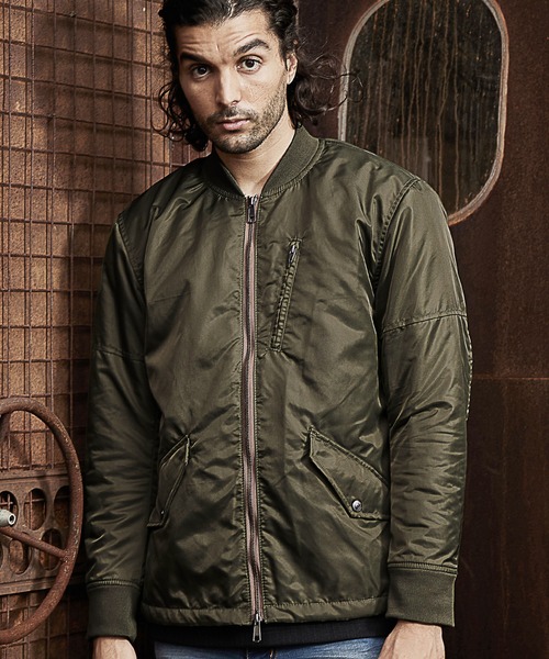 RATTLE TRAP(ラトルトラップ)の「ツイルナイロンシンサレート中綿MA1(MA-1・メンズ・ブラック/カーキ・LL/M/L)」の17枚目の写真