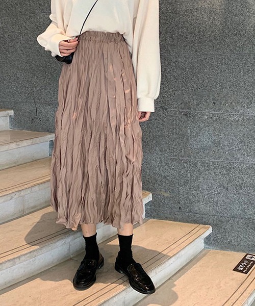 Dream garden（ドリームガーデン）の「皺加工フレアロングスカート（スカート・レディース・ブラック/カーキ/ホワイト・FREE）」の17枚目の写真