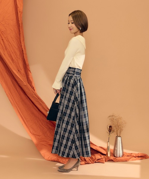 lieulien（リュリアン）の「タフタ フレア スカート ウエストゴム