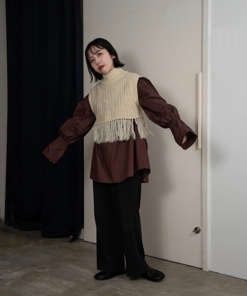 lawgy（ラウジー）の「square pattern fringe vest（ベスト・レディース・アイボリー/ベージュ・FREE）」の17枚目の写真