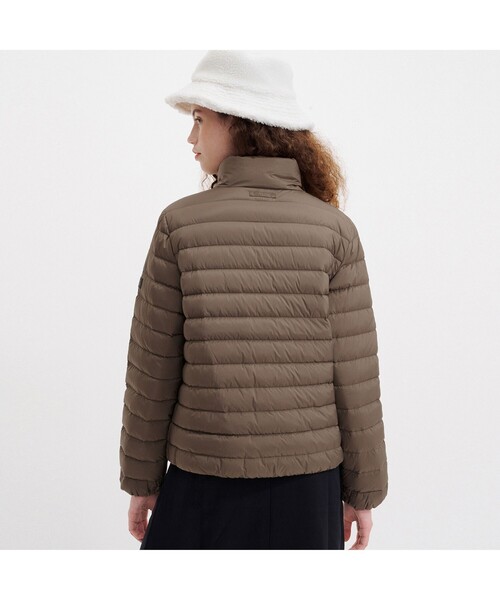 AIGLE(エーグル)の「ダウンジャケット(ダウンジャケット/コート・レディース・ネイビー/ベージュ・36/38/40)」の4枚目の写真