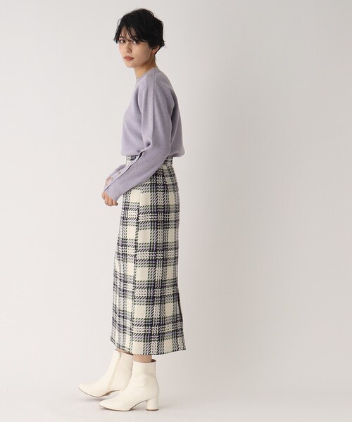 OPAQUE.CLIP(オペークドットクリップ)の「◆【C】ボタン使いデザインニット(ニット/セーター・レディース・アイボリー/ブラック/ライトパープル/レッド系1・40/38/36)」の12枚目の写真