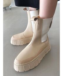 PUMA ベージュ 厚底 チェルシーブーツ US 8.5 プーマのブーツ「メイズ チェルシー」に新色、厚底×スエードを