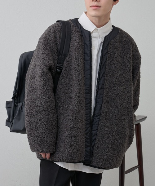 COLONY 2139（コロニートゥーワンスリーナイン）の「ボアノーカラージャケット（ノーカラージャケット・メンズ・ブラック/チャコールグレー・MEDIUM/LARGE）」の17枚目の写真