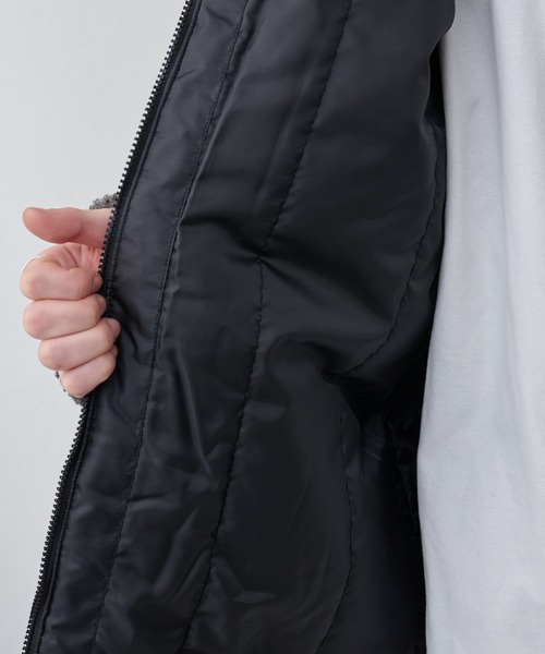 COLONY 2139（コロニートゥーワンスリーナイン）の「ボアノーカラージャケット（ノーカラージャケット・メンズ・ブラック/チャコールグレー・MEDIUM/LARGE）」の14枚目の写真