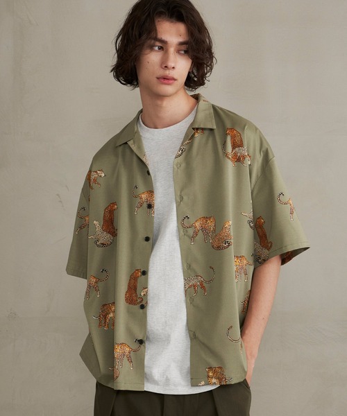 ADPOSION(アドポーション)の「【Revo.】アニマル柄半袖シャツ(シャツ/ブラウス・メンズ・グリーン/ネイビー/ブラック/マルチ/グレー・MEDIUM/LARGE)」の7枚目の写真