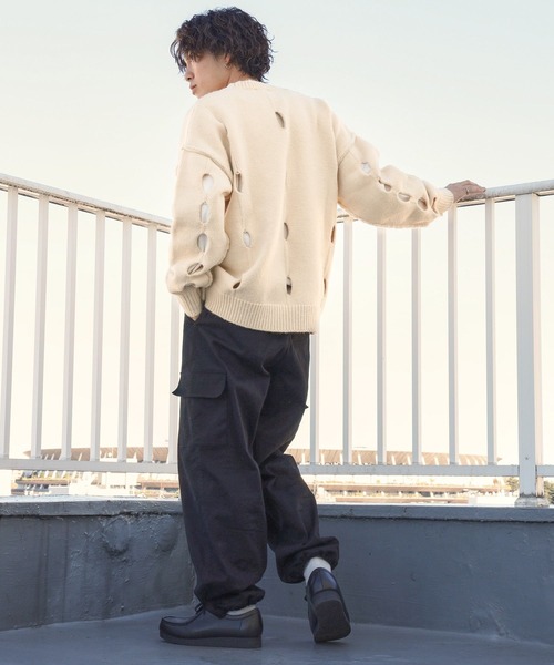 PBLIM（ページボーイリム）の「PAGEBOYLIM/カットアウトルーズニット（ニット/セーター・レディース・グリーン/オフホワイト/ブラック・FREE）」の10枚目の写真