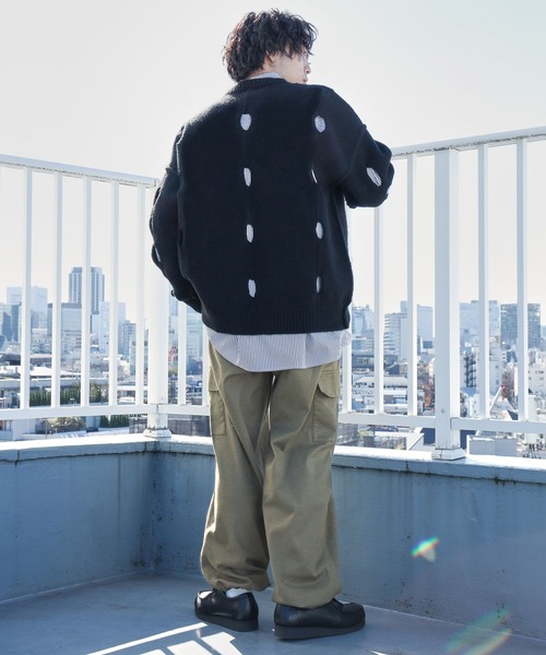 PBLIM（ページボーイリム）の「PAGEBOYLIM/カットアウトルーズニット（ニット/セーター・レディース・グリーン/オフホワイト/ブラック・FREE）」の22枚目の写真