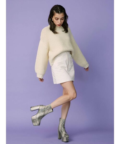 EVRIS（エヴリス）の「ショートガーターニットトップス（ニット/セーター・レディース・アイボリー/ブラック/ブルー・FREE）」の4枚目の写真