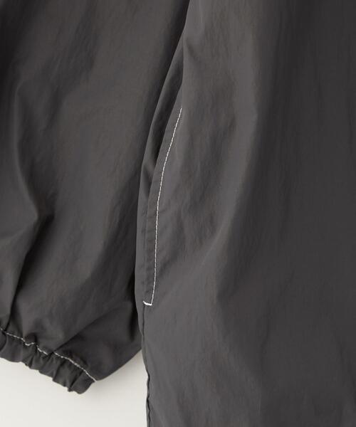 green label relaxing（グリーンレーベルリラクシング）の「TJ シースルー マウンテンパーカー 140-160cm -撥水-（マウンテンパーカー・キッズ・オフホワイト/ダークグレー・M(140-150cm)/L(160cm)）」の7枚目の写真