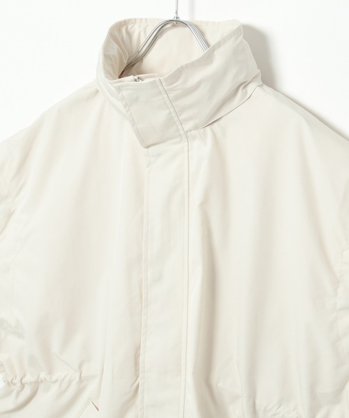 notch.（ノッチ）の「袖取り外し2WAYモッズコート（モッズコート・レディース・ベージュ/ブラック/オフホワイト・M）」の16枚目の写真