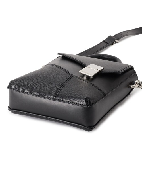 tk.TAKEO KIKUCHI（ティーケータケオキクチ）の「◆ハンドルフラップミニショルダーバッグ（ショルダーバッグ・メンズ・グリーン/ブラック系/ブラック/ブラック系5/ブラック系4・00）」の11枚目の写真