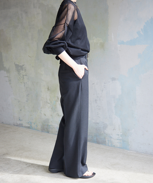 SLOBE IENA(スローブイエナ)の「【OOFOS/ウーフォス】OOlala Limitedサンダル(サンダル・レディース・ブラック・24cm/23cm/25cm)」の6枚目の写真