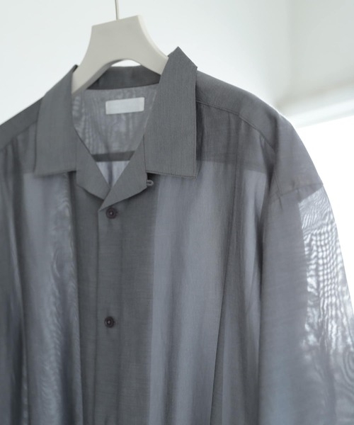 SENSE OF PLACE by URBAN RESEARCH（センスオブプレイスバイアーバンリサーチ）の「シアーシャンブレーオープンカラーシャツ（シャツ/ブラウス・メンズ・ホワイト/チャコールグレー/ライトブルー/オレンジ・MEDIUM/LARGE）」の3枚目の写真