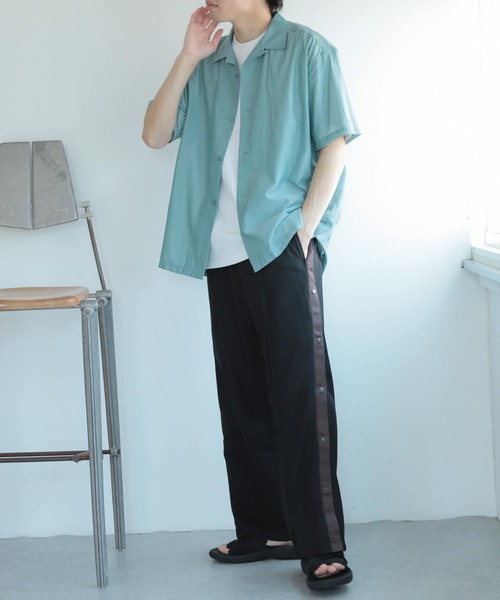 SENSE OF PLACE by URBAN RESEARCH（センスオブプレイスバイアーバンリサーチ）の「シアーシャンブレーオープンカラーシャツ（シャツ/ブラウス・メンズ・ホワイト/チャコールグレー/ライトブルー/オレンジ・MEDIUM/LARGE）」の11枚目の写真