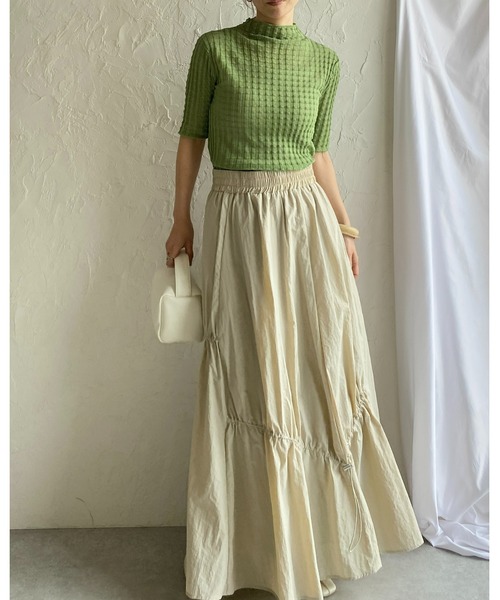 She's Closet(シーズクローゼット)の「Aラインボリュームフレアシャーリングドロストティアードロングスカート(スカート・レディース・アイボリー/オリーブ/ブラック・FREE)」の13枚目の写真