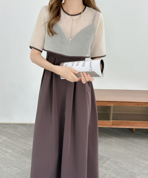 ECLIN（エクラン）の「【２点セット】シアーブラウス＆バックリボンキャミソールワンピース（ワンピース・レディース・ブルー/ブラック/カーキ/ダークブラウン・M/L）」の10枚目の写真